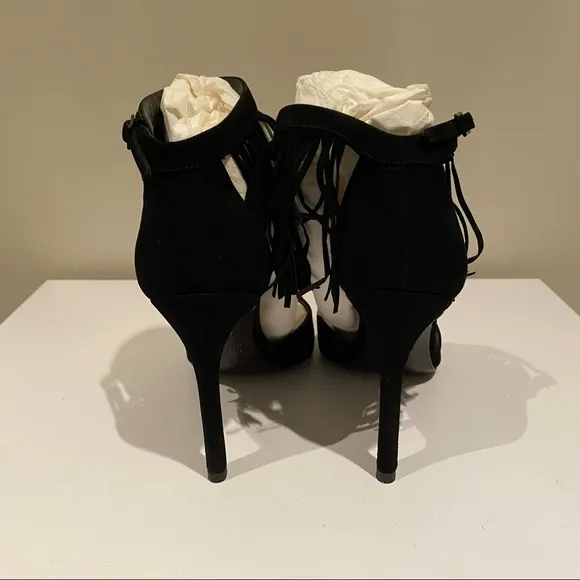 Stuart Weitzman Fringelica Suede Heels Size 7