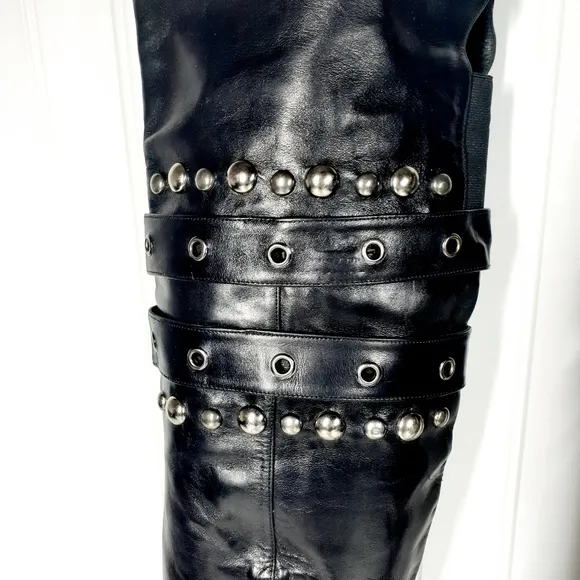 Stuart Weitzman Leather Studded Accents Boots Black H735