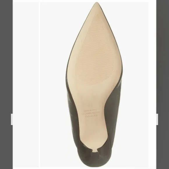 Stuart Weitzman Lula Pointed Toe Mules Pump in Black Leather Size 7B