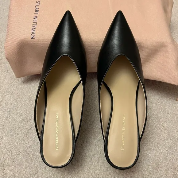 Stuart Weitzman Lula Pointed Toe Mules Pump in Black Leather Size 7B