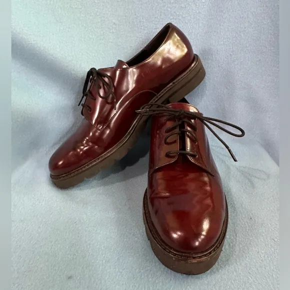 Stuart Weitzman Metro Patent Leather Oxfords