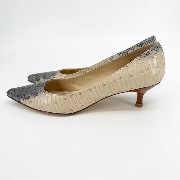 Stuart Weitzman Poco Grey and Cream Snakeskin Pointed Toe Pumps, Size 9.5