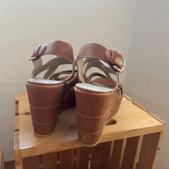 Stuart Weitzman Size 8.5 Brown Leather Strappy Slingback Wedge Heel Sandals
