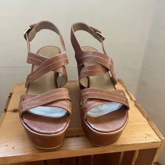Stuart Weitzman Size 8.5 Brown Leather Strappy Slingback Wedge Heel Sandals