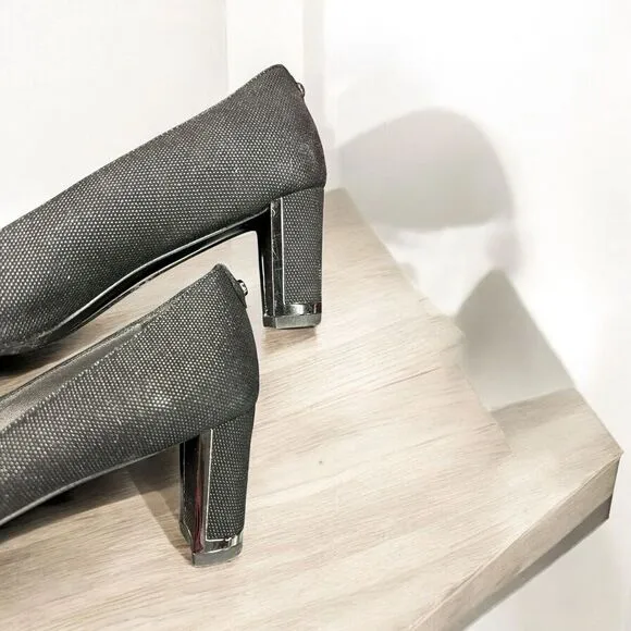Stuart Weitzman Women's Black Textured Pointed Toe Pumps Elegant Heels Size 11 M