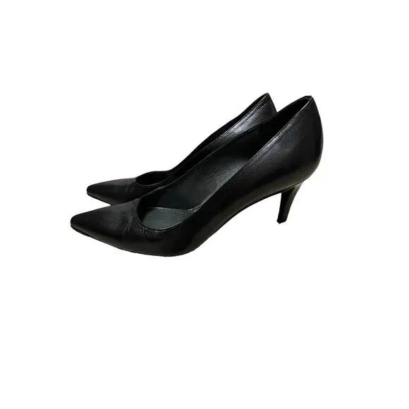 Stuart Weitzman Women's Pointed Toe Slip On Black Pump Heels Size 6