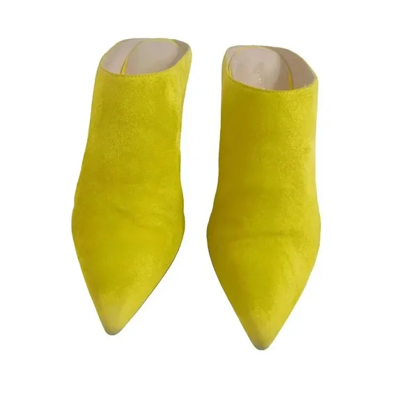 Stuart Weitzman Yellow Mira Suede Mules Pointed Toe Pumps Women's Size 8