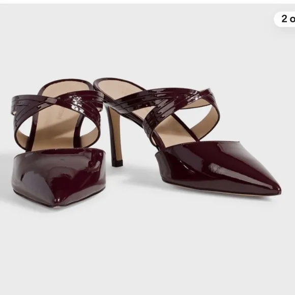 STUART WEITZMANCutout Patent Mule Cabernet Patent$210 women size 7 gently used