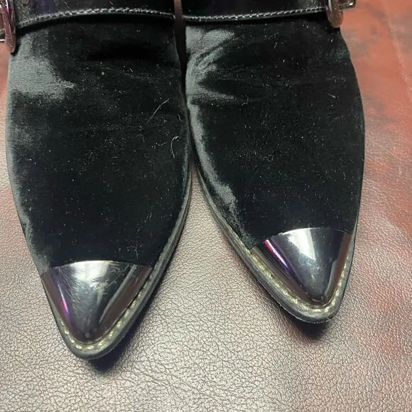 Stuart Weitzman the scootin bootie black‎ velvet mules silver buckle, 6