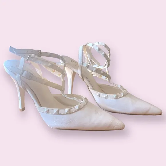 🗯Stud Strappy heels🗯