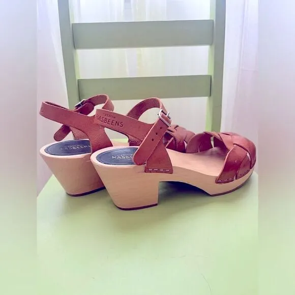 Swedish Hasbeens Kringlan ClogSandals; Great condition! Size 36