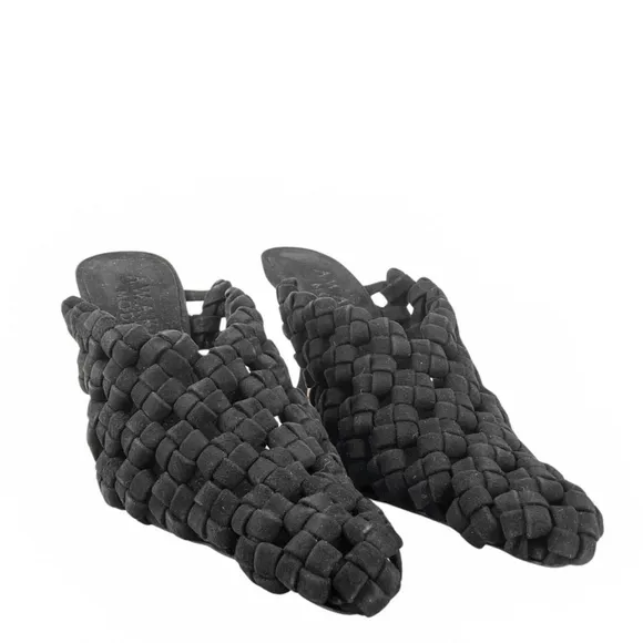 Sz 41 NIB $825 Awake Mode heels