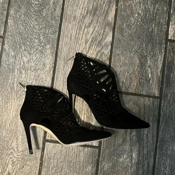 Tamara Mellon black suede Femme 90 heels
