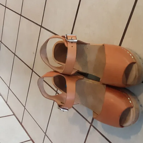 Tan Leather Mules with Wooden Platform Sole GENUINE LEATHER