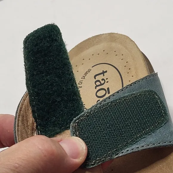Taos The Perfect Sandals Women's US 9 Teal Leather Slide Toe Loop Comfort Shoes