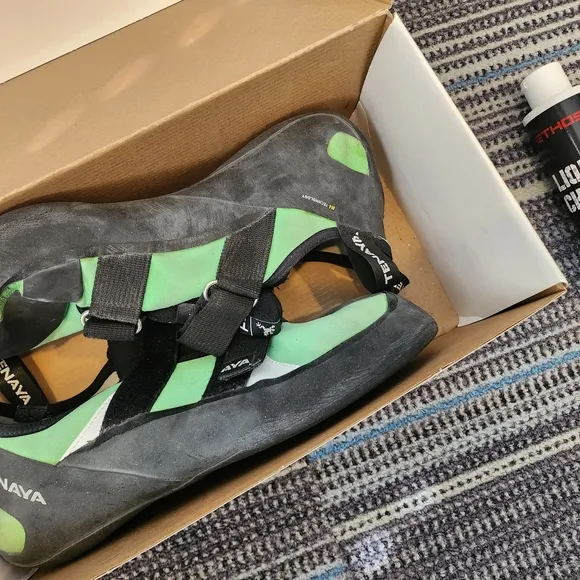 Tenaya Green and Black Climbing Shoes with Velcro Closure and Rubber Sole