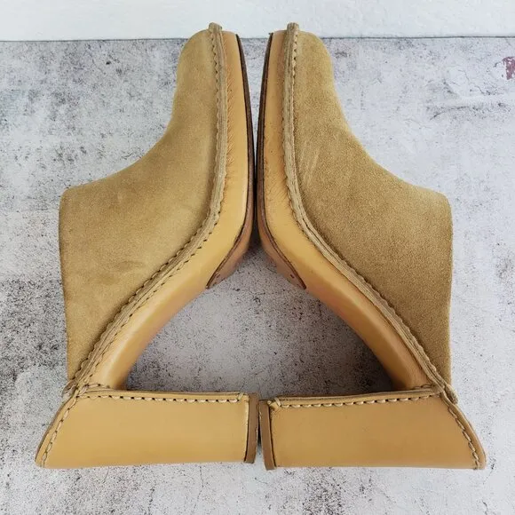 Tod's Leather Suede Heeled Mules Clogs Camel Tan size 39.5 / 8.5-9 Classic Italy