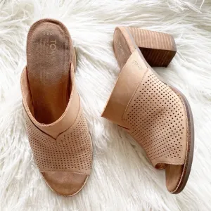 TOMS tan &quot;Majorica&quot; peep toe heeled mules 8.5