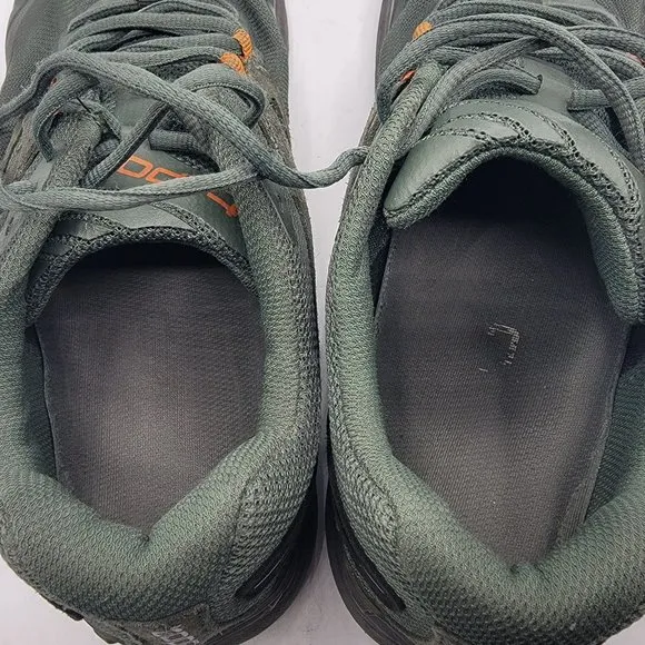 Topo Athletic Terraventure 3 Mens Size 11 Dark Green Orange Trail Running Shoes