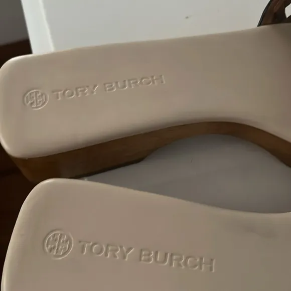 Tory Burch Basketweave Clogs - brand new - leather size 11