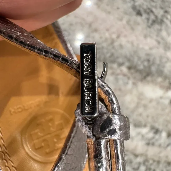 TORY BURCH Elena Silver Metallic Leather Ankle Strap Heels, size 10