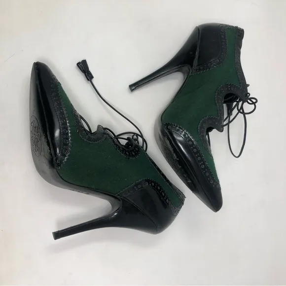 Tory Burch Hawthorn Tasseled Lace Front Heels size 9 1/2
