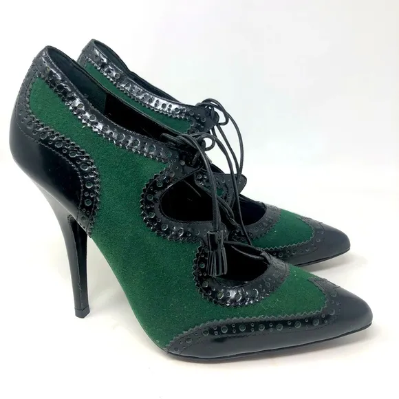 Tory Burch Hawthorn Tasseled Lace Front Heels size 9 1/2