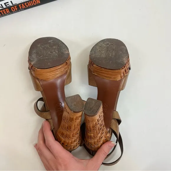 Tory Burch Heels 8.5 Cella Cognac Brown Leather Strappy Platforms Sandal