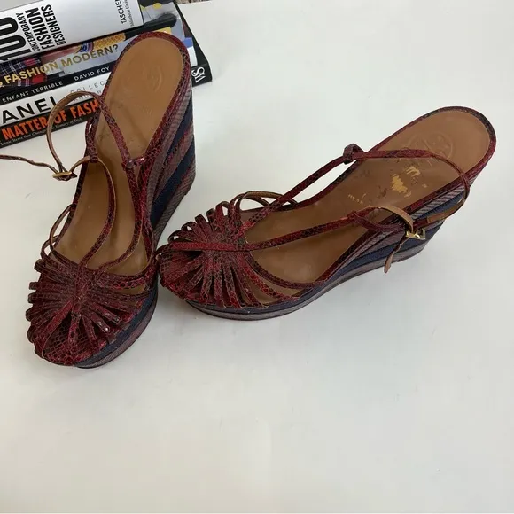 Tory Burch Wedge 8.5 Red Blue Snakeskin Print Sandal Heels Strappy Peep