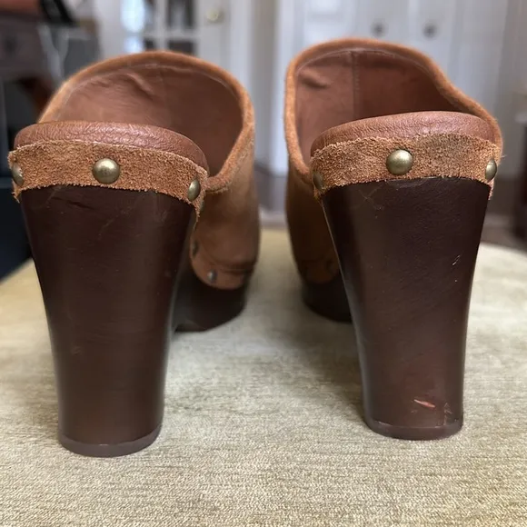 UGG Australia 'Marsalis' Clog Chestnut Suede Wedge Mules Women's Size 9