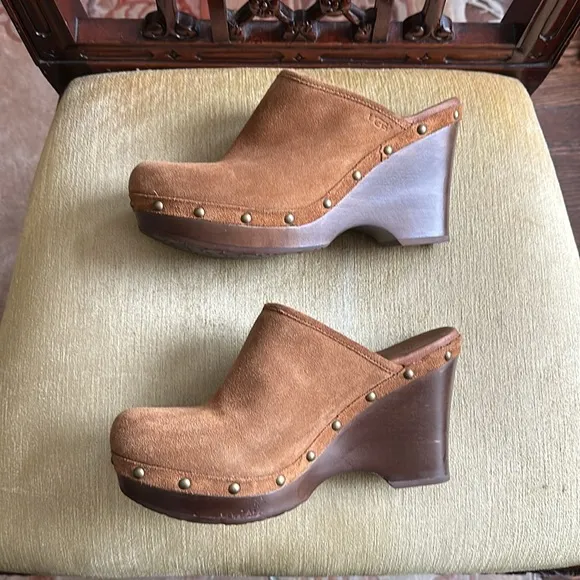 UGG Australia 'Marsalis' Clog Chestnut Suede Wedge Mules Women's Size 9