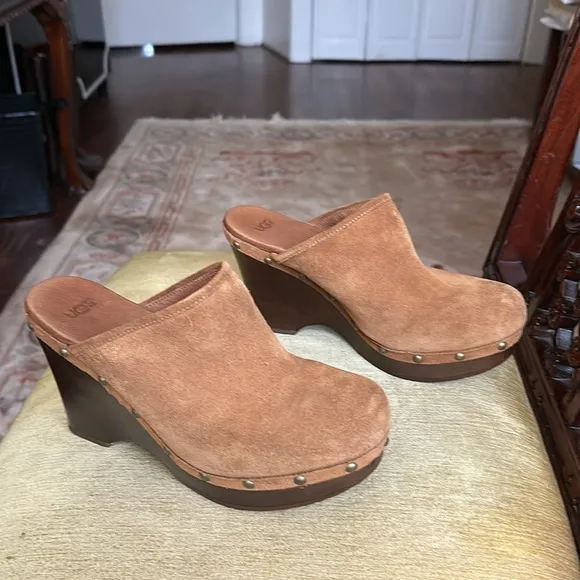 UGG Australia 'Marsalis' Clog Chestnut Suede Wedge Mules Women's Size 9