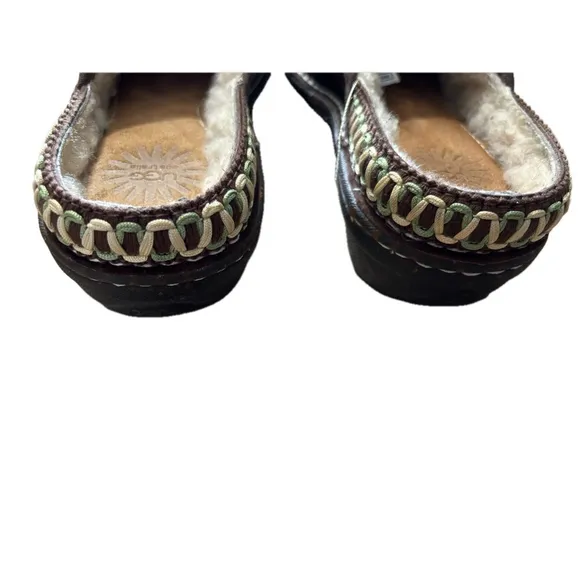 UGG Brown Suede Kohola Leather and shearling mule clogsSize 8