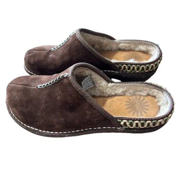 UGG Brown Suede Kohola Leather and shearling mule clogsSize 8
