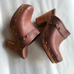 Ugg Jolene Brown Leather Studded Clogs Platform Boho Heeled Slip-Ons Size 10