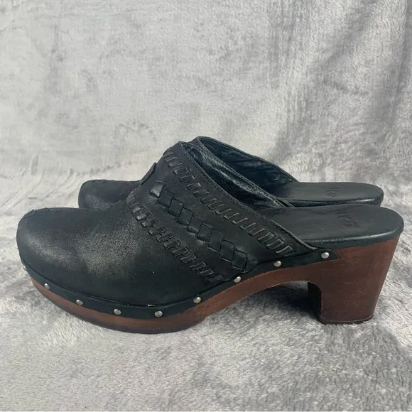 UGG Shoes Womens Black Heeled Clog Whipstitch Leather Shearling Mules Size 9