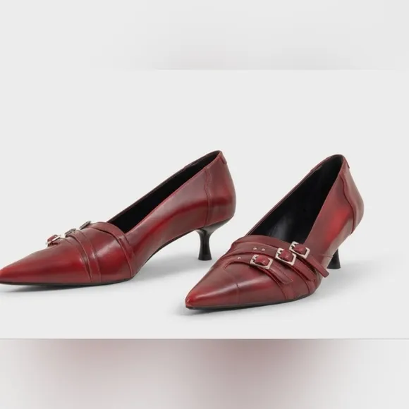 Vagabond Red Heels with Pointed Toe and Straps Size 36EU 6US