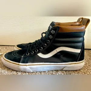 Vans Men’s SK8-HI MTE ‘Black White’ Hi Top Trail Shoes Size 8.5 Men/10 Women’s