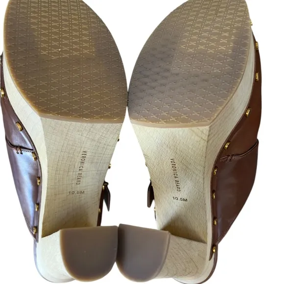 Veronica Beard Alek Brown Leather Heeled Buckle Clogs – Sz 10.5M