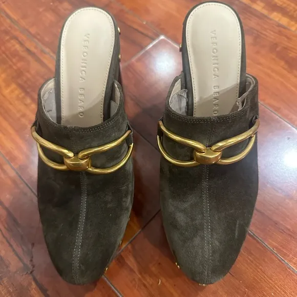 Veronica Beard Brown Giles olive Suede Mules size 6 M