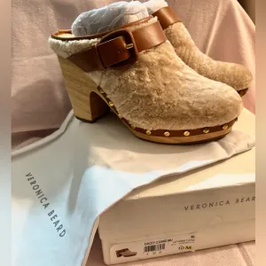 Veronica Beard Dacey 2 Heeled Clog