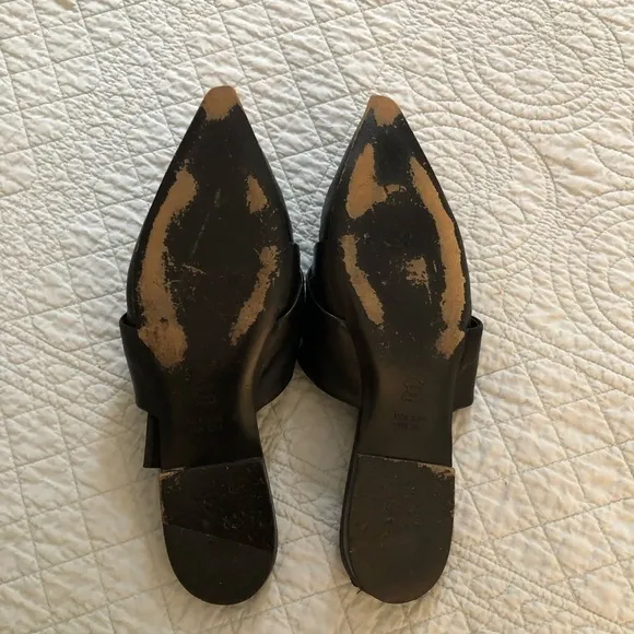 Via Spiga Birgit pointed toe black leather mules. Size 8.5