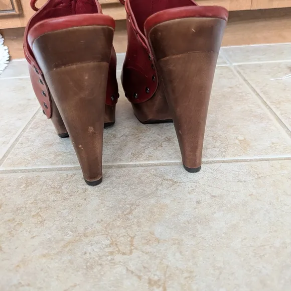 Via Spiga Red Leather Studded Platform Mules 9.5