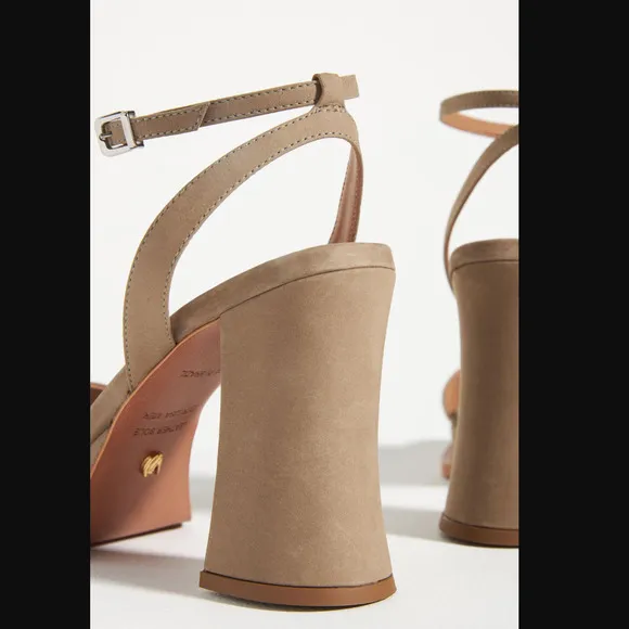 Vicenza Strappy Platform Heels - New - Size 8 (US) (EU 39)