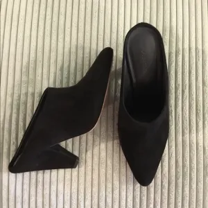 Vince. Black Suede Mules