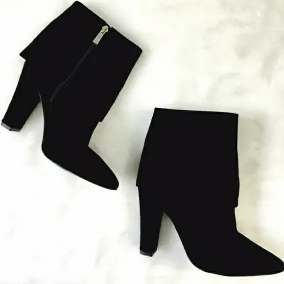 Vince Camuto Amya Black Suede fold over Ankle Bootie NEW size 8