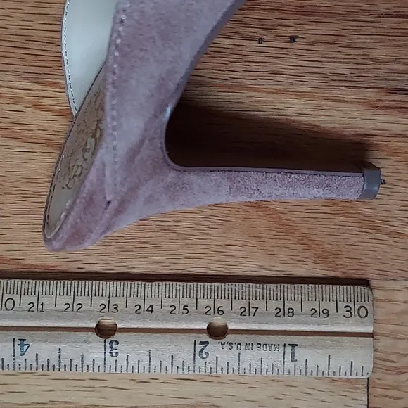 Vince Camuto Berodie Dusty Pink Suede Mules Sz 6.5