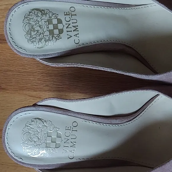 Vince Camuto Berodie Dusty Pink Suede Mules Sz 6.5