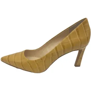 VINCE CAMUTO Caramel Tan Crocodile Retsie Leather Embossed High Dress Heels 10