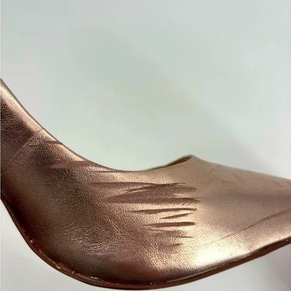 Vince Camuto chrome rose gold pointed toe heels worn once size 9